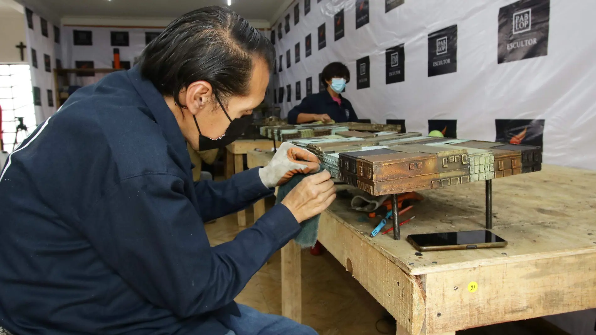 Así dan mantenimiento a la maqueta monumental del Centro Histórico1